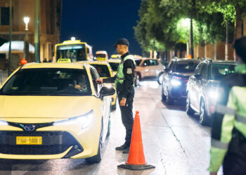 Πόσα αλκοτέστ κάνει η Τροχαία κάθε Παρασκευή-Σάββατο-Κυριακή; (+video)