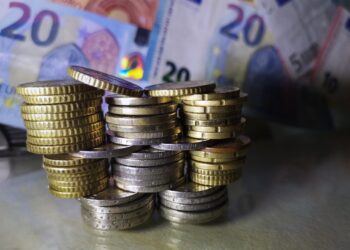 Πιερρακάκης για τον «κουμπαρά της νέας γενιάς»: Τι ισχύει και τι όχι στη λειτουργία του ειδικού λογαριασμού