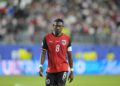 Συζητά με την Κλαμπ Αμέρικα ο Αλάμπα - www.ertsports.gr