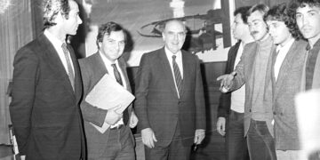 ΠΑΣΟΚ: 52 χρόνια από την ίδρυση του Κινήματος από τον Ανδρέα Παπανδρέου - ertnews.gr