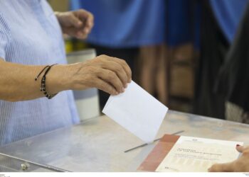Εκλογικά διλήμματα και σκληρά πυρά στο δρόμο προς τις κάλπες: Τσίπρας, κυβέρνηση και ΠΑΣΟΚ σε τροχιά μετωπικής σύγκρουσης