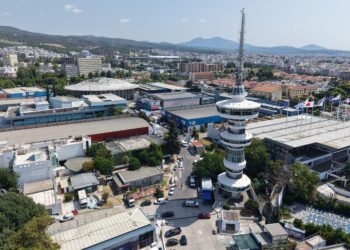 Στο ΕΡΤnews Radio 105,8: Πώς αντιδρούν στα μέτρα της κυβέρνησης, τρίτεκνοι, αγρότες και μεσίτες - ertnews.gr