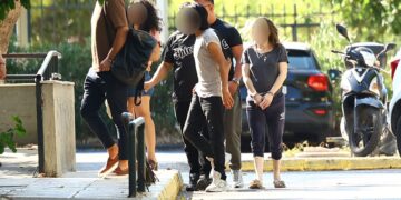 Κυψέλη: Στη φυλακή οι τρεις εμπλεκόμενοι για τον θάνατο του βρέφους - ertnews.gr