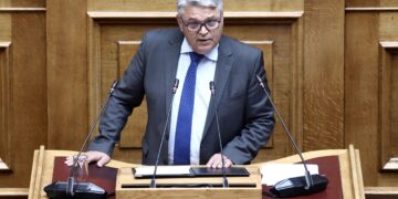 Νατσιός στη Βουλή: «Άλλη μια χαμένη ευκαιρία για την πατρίδα» η Συνταγματική Αναθεώρηση