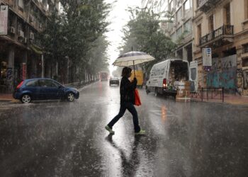 Καιρός: Ισχυρές βροχές στην Κρήτη, πού αλλού θα χτυπήσει η κακοκαιρία - Η πρόγνωση της Ν. Ζιακοπούλου