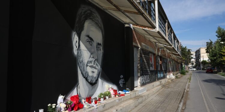 Θάνατος Μαζωνάκη: Η άρση τηλεφωνικού απορρήτου ανοίγει τη βεντάλια εμπλεκομένων στην υπόθεση - ertnews.gr
