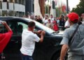 Αλβανία: Συγκρούσεις έξω απο το κοινοβούλιο στο περιθώριο διαδήλωσης κατά του τουριστικού σχεδίου της οικογένειας Τραμπ