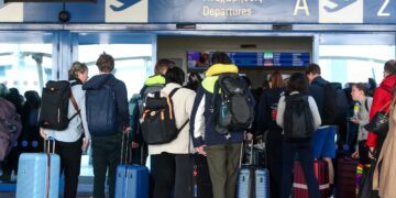 ΔΑΑ: Ιστορικό ρεκόρ επιβατικής κίνησης με το βλέμμα στραμμένο στις επενδύσεις