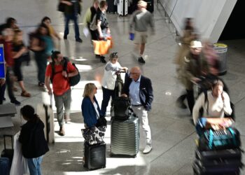 Διεθνής Αερολιμένας Αθηνών: «Απογείωσε» πάνω από 23,7 εκατ. επιβάτες στο 8μηνο