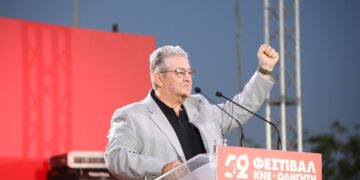 52ο Φεστιβάλ ΚΝΕ - «Οδηγητή»: Κορυφώνονται οι εκδηλώσεις - Στις 20:30 η μεγάλη πολιτική συγκέντρωση και η ομιλία του Δ. Κουτσούμπα