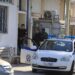 Επίθεση στο ΑΤ Μάνδρας: Δικογραφία για απόπειρα ανθρωποκτονίας σε βάρος του 31χρονου που εισέβαλε με μαχαίρι - Ελεύθερος ο αστυνομικός που τον πυροβόλησε - ertnews.gr