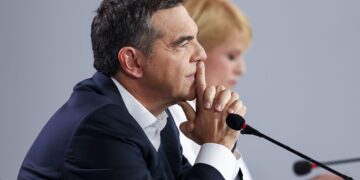 «Από τα 18 στα 40 δισ.»: Πυρά της ΕΛ.Α.Σ για τις κυβερνητικές κοστολογήσεις - ertnews.gr