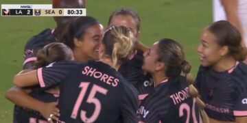Ρεκόρ στο NWSL: Η Τέιλορ Σουάρες πέτυχε το πιο γρήγορο γκολ αλλαγής στην ιστορία (photos) - www.ertsports.gr
