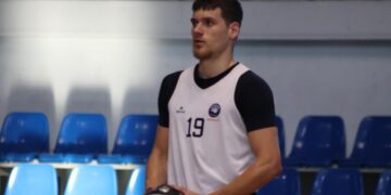 Τόλιας: «Πρέπει να προσαρμοστώ στο επίπεδο της κατηγορίας και στις απαιτήσεις που έχει» - www.ertsports.gr