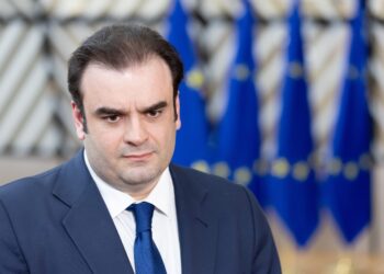 Πιερρακάκης από Γερμανία: «Υψηλότερο το κόστος της "Μη-Ευρώπης" - Οι μεταρρυθμίσεις στην Ελλάδα αποδίδουν»
