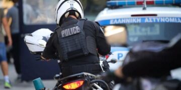 Κυψέλη: Απολογούνται σήμερα οι τρεις κατηγορούμενοι για τον θάνατο του βρέφους – Τι υποστηρίζει ο 43χρονος για τις 15 μαχαιριές