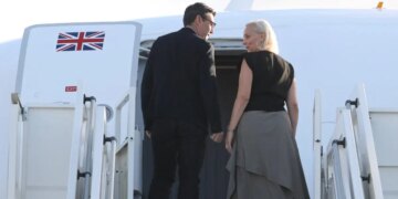 Ο Άντι Μπέρναμ «σκότωσε» το Brexit: Ο Βρετανός πρωθυπουργός θέλει επανένταξη της χώρας στην ΕΕ