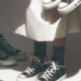 Σάλος με διαφήμιση της Converse: Αποσύρθηκε μετά τις αντιδράσεις ότι παρέπεμπε σε Κου Κλουξ Κλαν