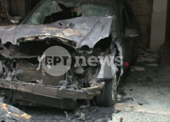Εμπρηστική επίθεση στου Ζωγράφου: Έκαψαν ολοσχερώς αυτοκίνητο αντιδημάρχου – Βρέθηκε μπιτόνι με βενζίνη