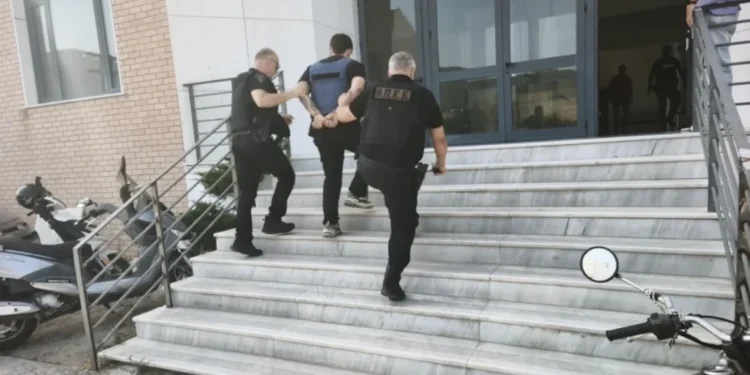 Προφυλακιστέος ο 29χρονος για την απόπειρα ανθρωποκτονίας στην Ηγουμενίτσα – Τιτάνια μάχη στη ΜΕΘ δίνει η 24χρονη