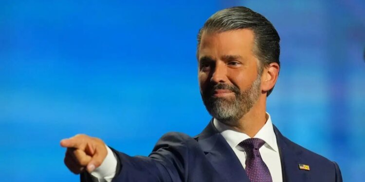 ProPublica: Ρώσος ολιγάρχης χρηματοδότησε τη γαμήλια δεξίωση του Ντόναλντ Τραμπ Τζούνιορ στις Μπαχάμες