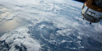Copernicus: Παγκόσμιος συναγερμός για την ατμοσφαιρική ρύπανση από όζον – Εκτεθειμένο το 34% του πληθυσμού