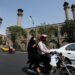Ιράν: Σε νέο χαμηλό πέφτει το ριάλ - Έχει χάσει το μισό της αξίας του το τελευταίο έτος