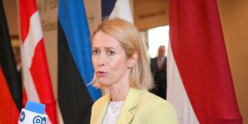 Κάγια Κάλλας: Το ρωσικό πλήγμα σε τρένο στα σύνορα Ουκρανίας-Πολωνίας είχε στόχο να τρομάξει τις δυτικές χώρες
