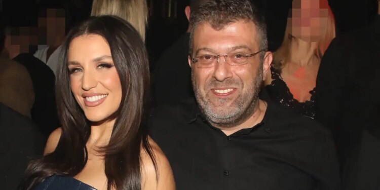 Η Ιουλία Καλλιμάνη παντρεύτηκε τον εκλεκτό της καρδιάς της, Μιχάλη Τουρατζίδη