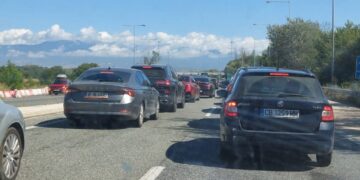 Έσβησε η φωτιά σε φορτηγό όχημα στο Δράπανο Κοζάνης – Αποκατάσταση της κυκλοφορίας