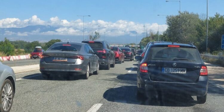 Έσβησε η φωτιά σε φορτηγό όχημα στο Δράπανο Κοζάνης – Αποκατάσταση της κυκλοφορίας