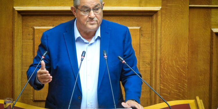 Κουτσούμπας: Ανούσια κοκορομαχία Μητσοτάκη - Ανδρουλάκη, αλλά «αυτοί είστε» - ertnews.gr