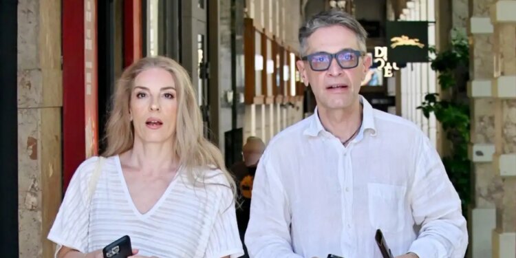 Αιμίλιος Χειλάκης για Αθηνά Μαξίμου: «Ονειρεύομαι να γεράσουμε μαζί σε ένα μέρος σαν τα Κύθηρα»