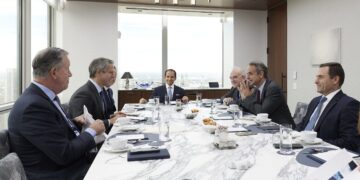 Νέα Υόρκη: Συνάντηση Κυρ. Μητσοτάκη με τον συμπρόεδρο της Morgan Stanley