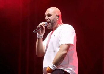 Μιχάλης Κουινέλης για Γιώργο Μαζωνάκη και την συνεργασία τους: Του είπα «το τραγούδι είναι λίγο βαρύ» και μου απάντησε «έτσι νιώθω»