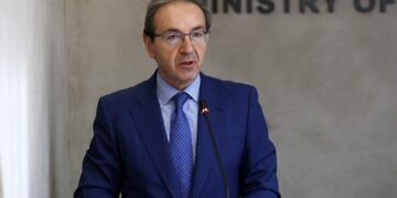 Ο Γ. Μπούγας στο ΕΡΤnews για το νέο Κληρονομικό Δίκαιο: Τι αλλάζει σε νόμιμη μοίρα, χρέη, ακίνητα και κληρονομικές συμβάσεις - ertnews.gr