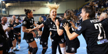 Το Super Cup στα χέρια του ΠΑΟΚ (highlights) - www.ertsports.gr