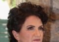 Η Άλκηστις Πρωτοψάλτη για τον Γιώργο Μαζωνάκη με μια μαντινάδα: Στον κάτω κόσμο η xαραυγή στέκει και περιμένει