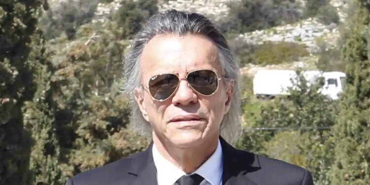Ηλίας Ψινάκης: «Με λυπήθηκα και λυπήθηκα πάρα πολύ τους πλούσιους με σκάφη»
