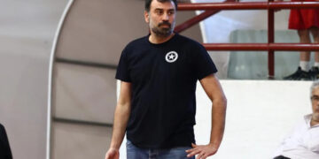 Ρώσσης: «Αν είμαστε ξανά μια “γροθιά” θα κυλήσει καλά η χρονιά» - www.ertsports.gr