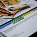 Ρεύμα: Πώς θα μειωθούν οι λογαριασμοί έως 30% - Οι αλλαγές και τα οφέλη για νοικοκυριά και επιχειρήσεις