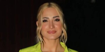 Ιωάννα Τούνη: Στο Παρίσι με διαμονή σε ξενοδοχείο που της έκλεισε η Louis Vuitton