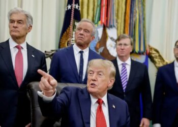 Washington Post: Ο Τραμπ παραδέχεται πως ο πόλεμος με το Ιράν έχει πολιτικό κόστος για τους Ρεπουμπλικανούς