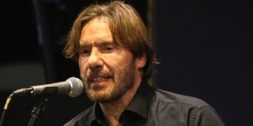 Στράτος Τζώρτζογλου: «Θαύμα μου έτυχε με τη μητέρα μου όταν ήταν έτοιμη να πεθάνει και συνέβη δύο φορές»