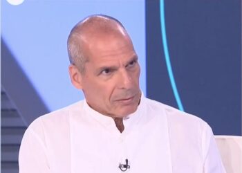 Σερβία: Αρνητική θα ήταν για την σερβική οικονομία η ένταξη στην ΕΕ, υποστήριξε ο Γ. Βαρουφάκης σε διάλεξη στο Βελιγράδι