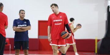 Εκτός Βεζένκοφ, Μιλουτίνοφ και Μοντέρο απέναντι στη Φενέρ - www.ertsports.gr