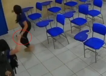 Βραζιλία: Μαθήτρια επιτέθηκε με μαχαίρι στην καθηγήτριά της επειδή δεν της άρεσε ο βαθμός - Συγκλονιστικό βίντεο