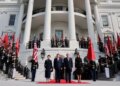 Στον Λευκό Οίκο ο Σι Τζινπίνγκ: «Χτίσαμε μια πραγματικά σπουδαία φιλία» είπε ο Τραμπ - «Ελάτε να σπουδάσετε στην Κίνα» το μήνυμα του Κινέζου προέδρου
