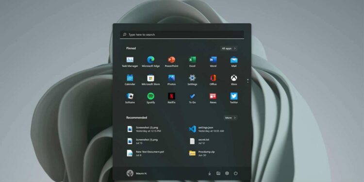 Windows 11 dark theme