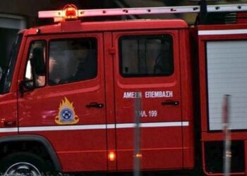 Ηράκλειο: Χωρίς ενεργό μέτωπο η πυρκαγιά στη ΒΙΠΕ – Παραμένουν δυνάμεις της Πυροσβεστικής
